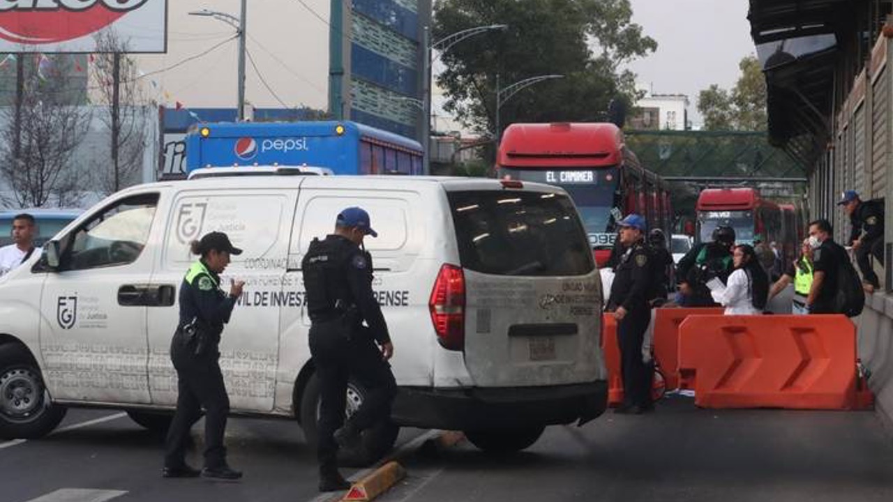 Mujer pierde la vida frente a su hijo tras ser atropellada por Metrobús ...