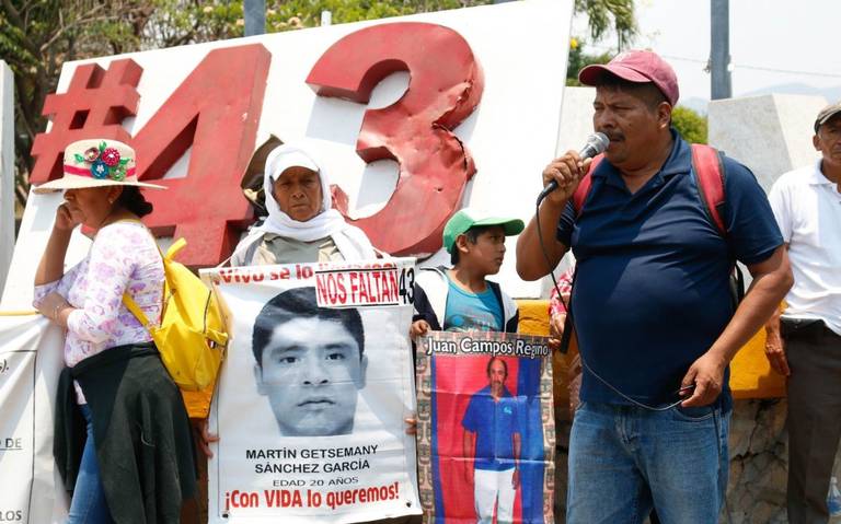 Dan libertad condicional a 8 militares vinculados en el caso Ayotzinapa ...